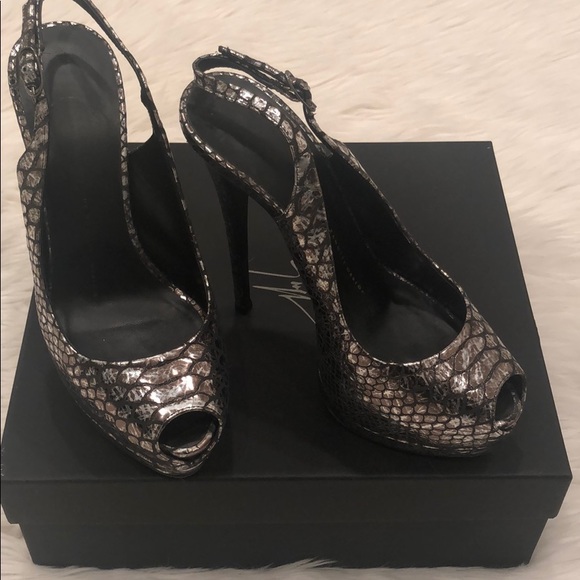 Giuseppe Zanotti - Picture 2 of 3